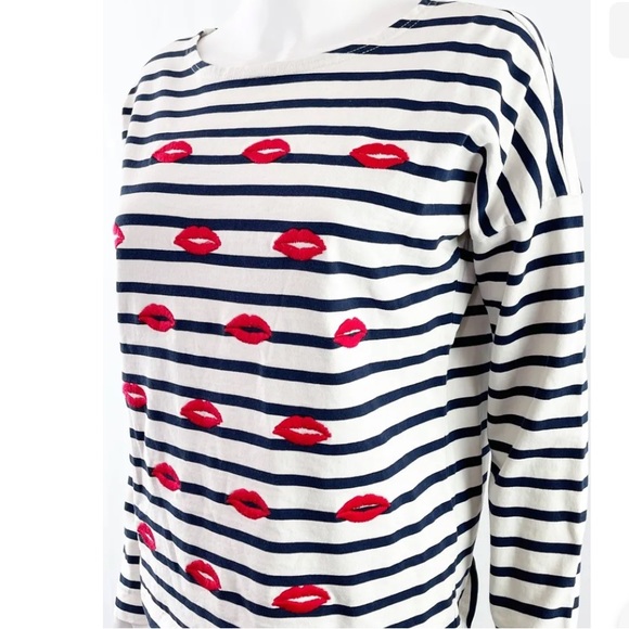 J. Crew top white Blue Striped Long Sleeve Shirt Embroidered red lips kisses M - Picture 3 of 12